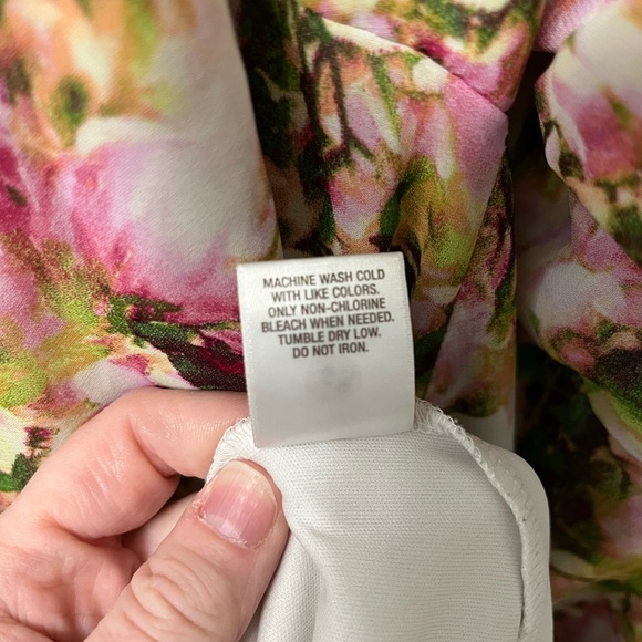 Dressbarn Signature Ella 18W Floral Dress - Picture 3 of 5
